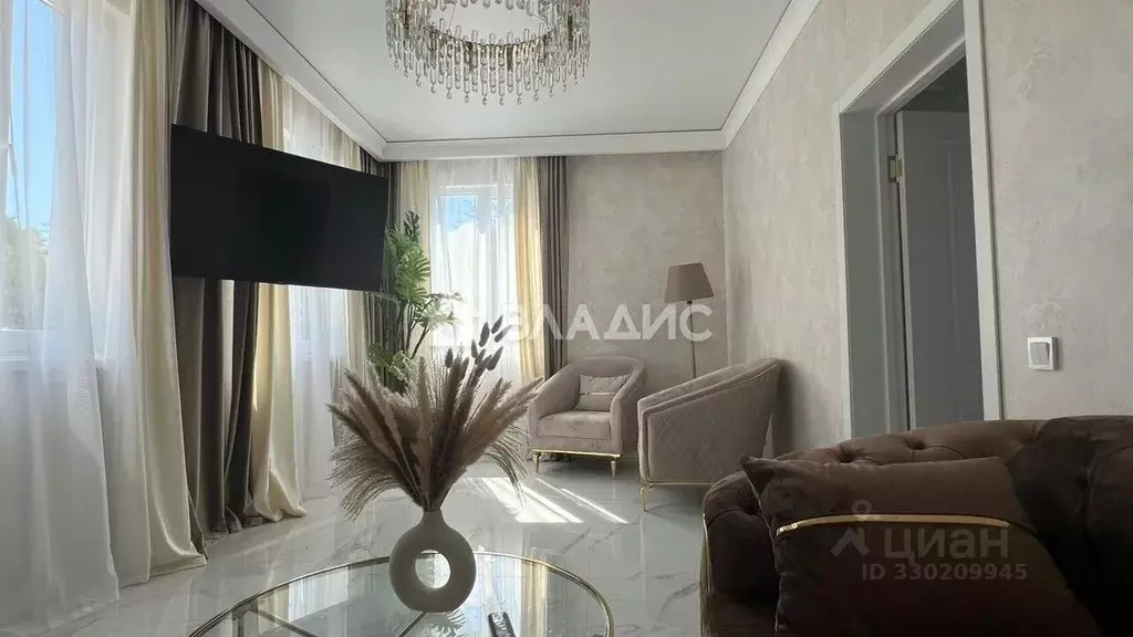 Дом в Краснодарский край, Сочи ул. Ближняя, 14А (175 м) - Фото 1