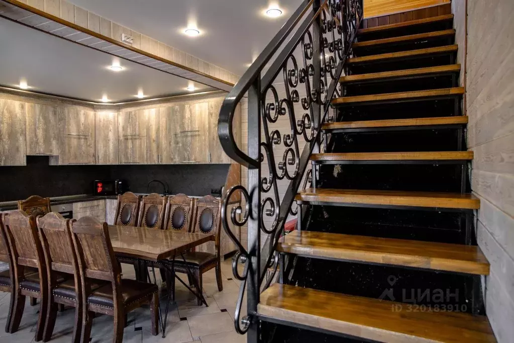 Дом в Камчатский край, Елизово пер. 5-й Лыжный, 6 (170 м) - Фото 2