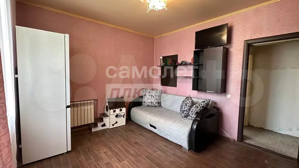 4-к. квартира, 58,3 м, 1/2 эт. - Фото 0