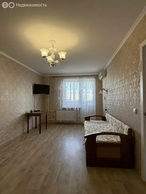 1-комнатная квартира: Ростов-на-Дону, Стабильная улица, 15 (38 м) - Фото 0