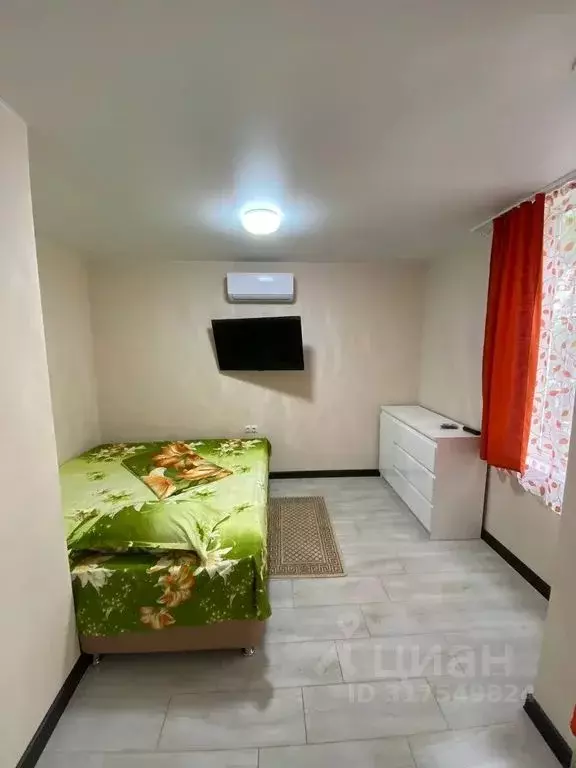 Комната Краснодарский край, Геленджик ул. Тургенева, 35 - Фото 1