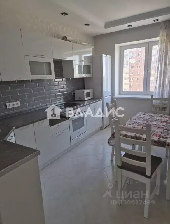 2-к кв. Московская область, Балашиха просп. Ленина, 72 (64.9 м) - Фото 1