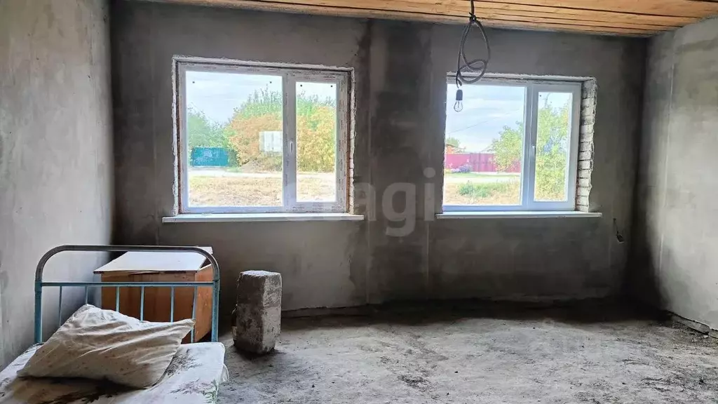 Дом в Белгородская область, Бирюч Красногвардейский район, ул. Красных ... - Фото 1