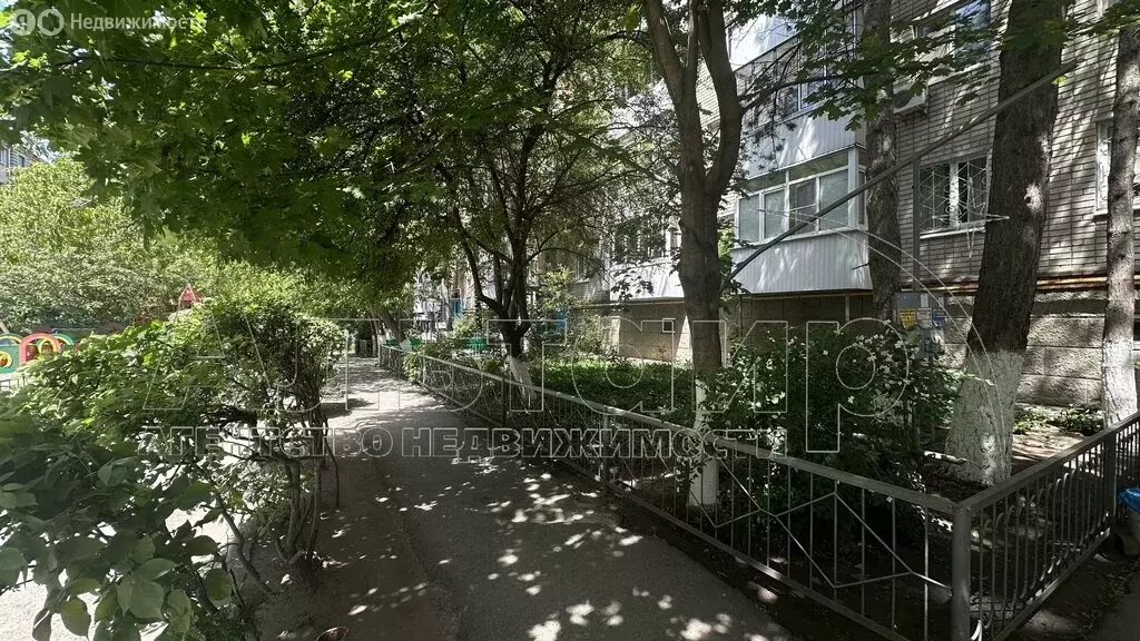 3-комнатная квартира: Ростов-на-Дону, Казахская улица, 71А (57 м) - Фото 0