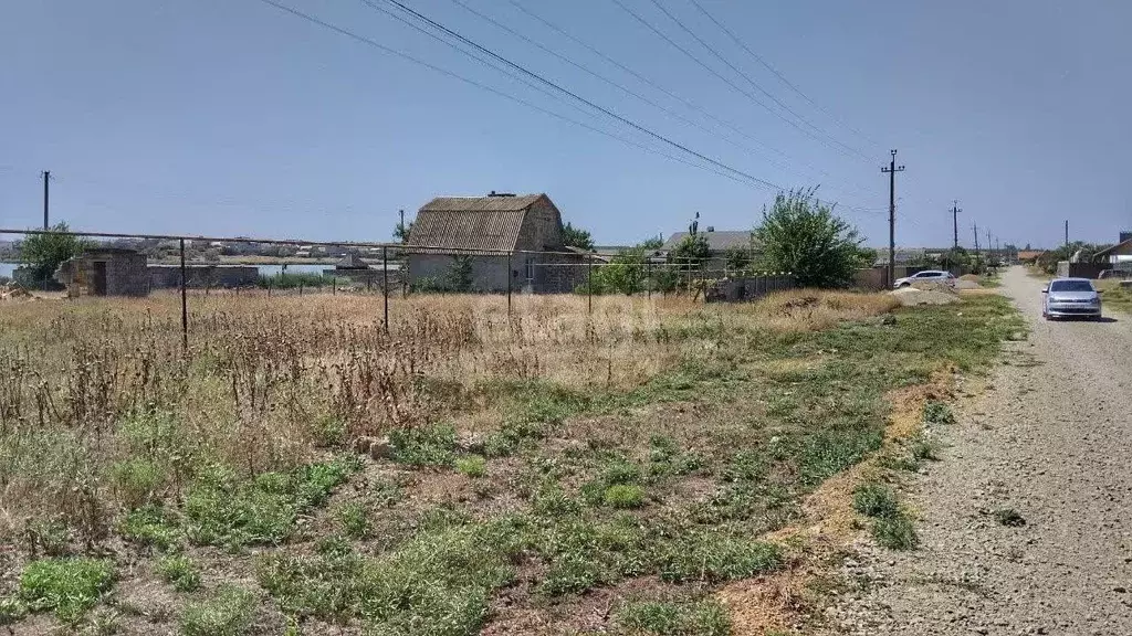 Участок в Крым, Сакский район, Суворовское с/пос, с. Лиманное ул. ... - Фото 2