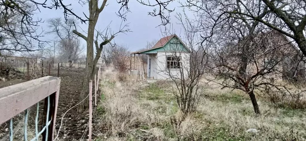 Дом в Ростовская область, Сальск Железнодорожник СНТ,  (32 м) - Фото 1