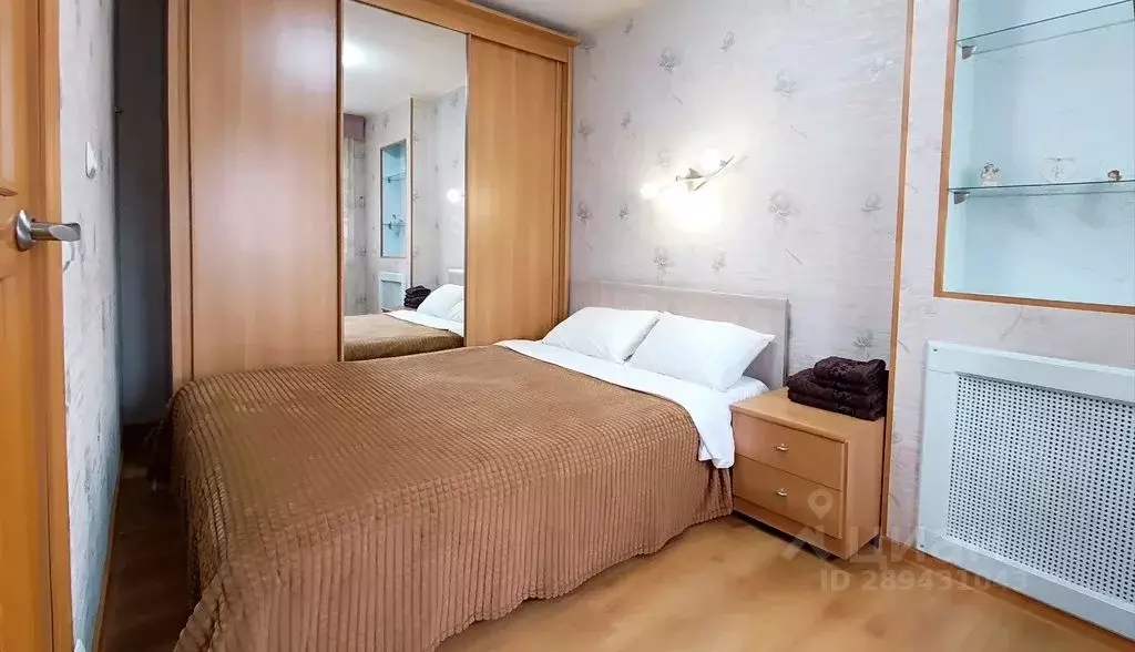 2-к кв. Мурманская область, Мурманск ул. Полярной Дивизии, 3 (42.0 м) - Фото 0
