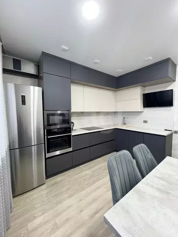 2-к кв. Амурская область, Благовещенск ул. Горького, 40 (64.0 м) - Фото 2