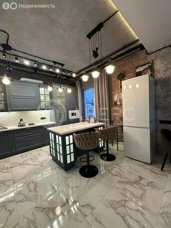 2-комнатная квартира: Муром, улица Энгельса, 1Б (102.2 м) - Фото 1