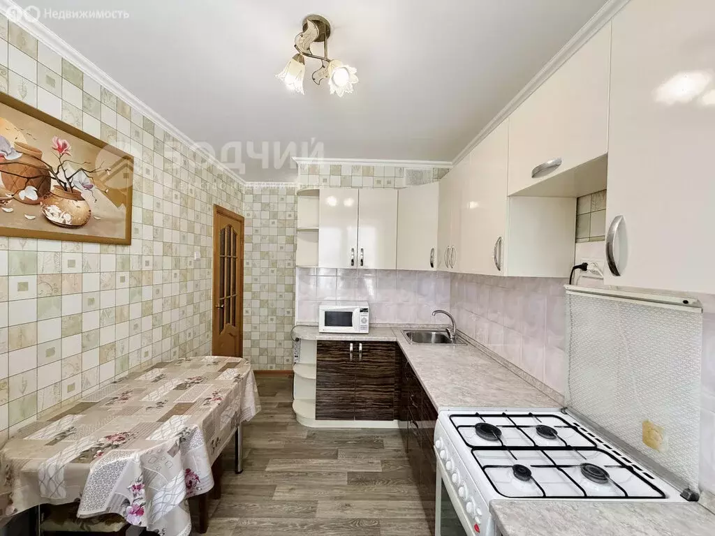 4-комнатная квартира: Чебоксары, бульвар Анатолия Миттова, 3 (77.8 м) - Фото 2