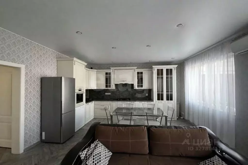 Дом в Брянская область, Почеп 1-й Стародубский пер. (130 м) - Фото 1