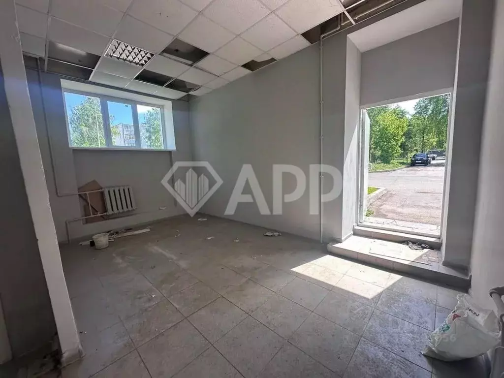 Помещение свободного назначения в Татарстан, Набережные Челны пос. ... - Фото 0