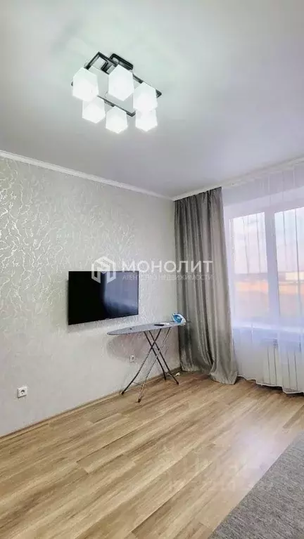 1-к кв. Белгородская область, Старый Оскол Центральный мкр, 4 (30.0 м) - Фото 1