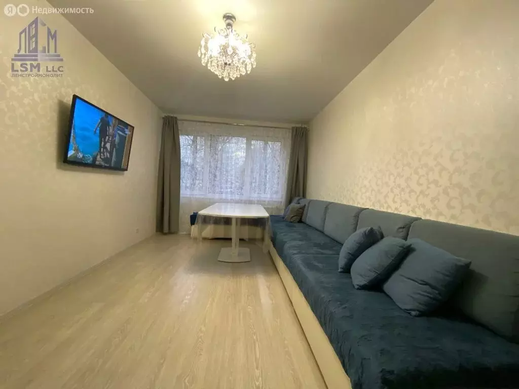 3-комнатная квартира: Санкт-Петербург, улица Есенина, 12к1 (64 м) - Фото 1