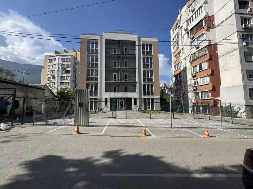 1-к кв. Крым, Ялта ул. Грибоедова, 15 (47.3 м) - Фото 1