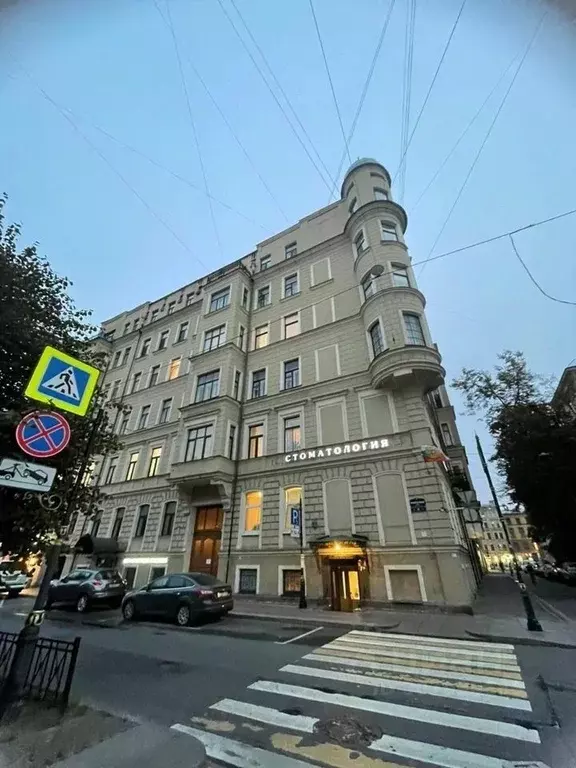 Комната Санкт-Петербург Фурштатская ул., 31 (17.2 м) - Фото 0