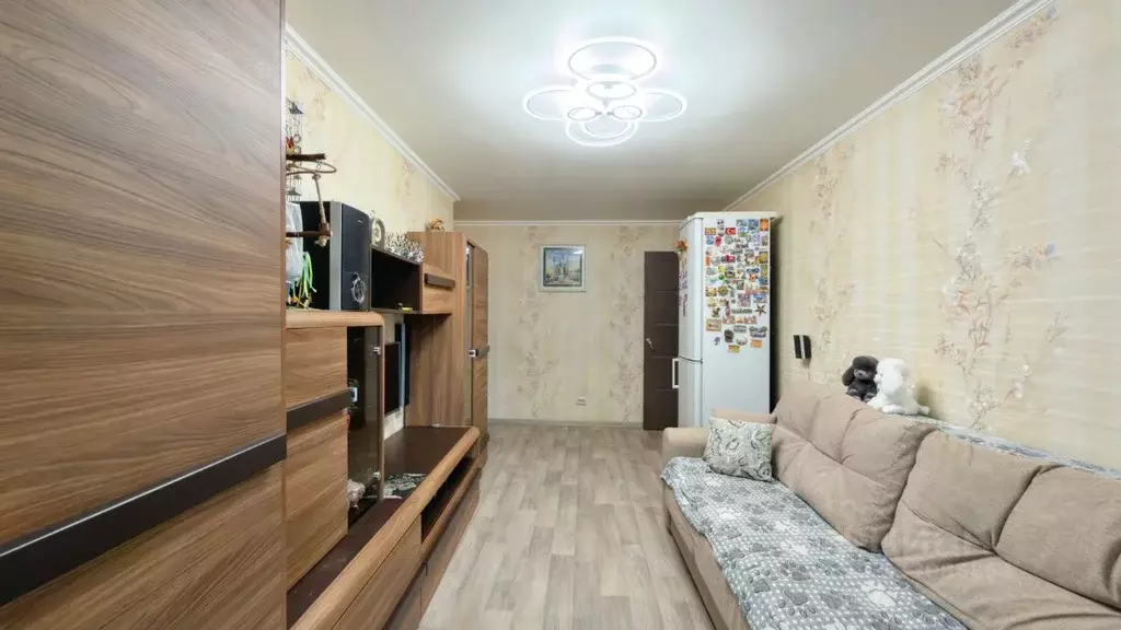 3-к кв. Татарстан, Казань ул. Новаторов, 9 (55.0 м) - Фото 2