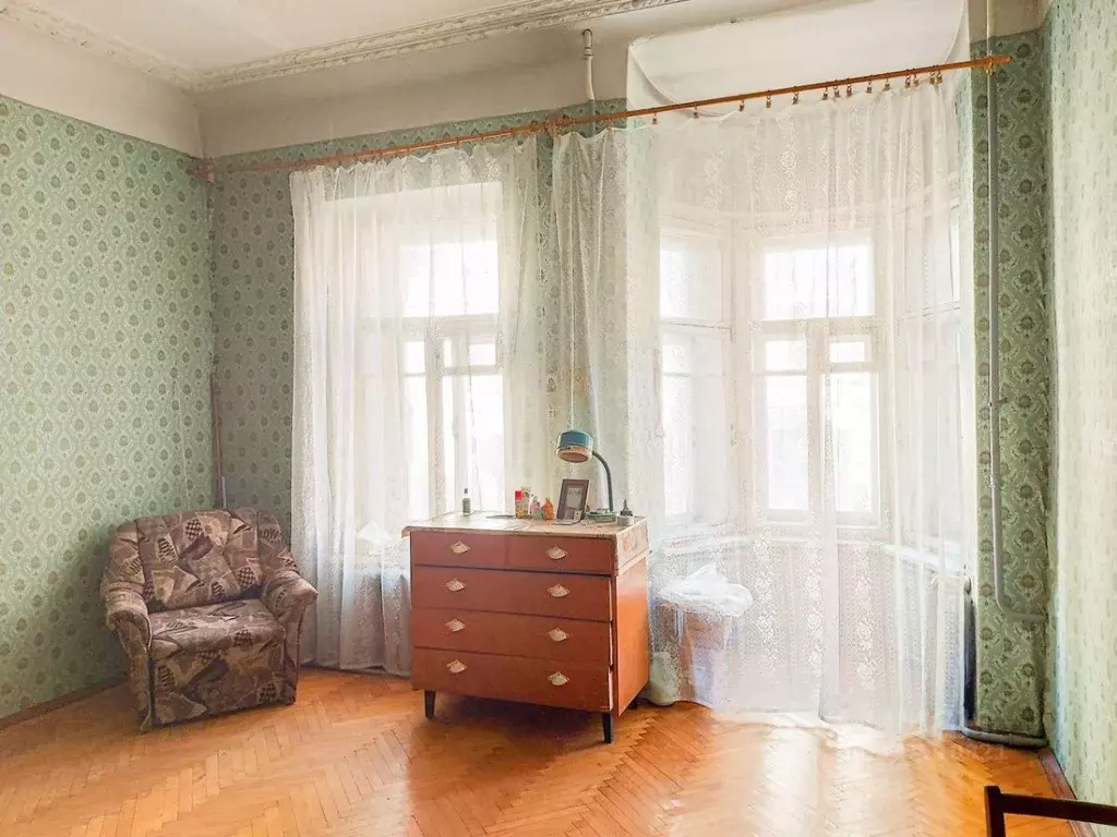 2-к кв. Санкт-Петербург 9-я Васильевского острова линия, 48 (81.6 м) - Фото 1