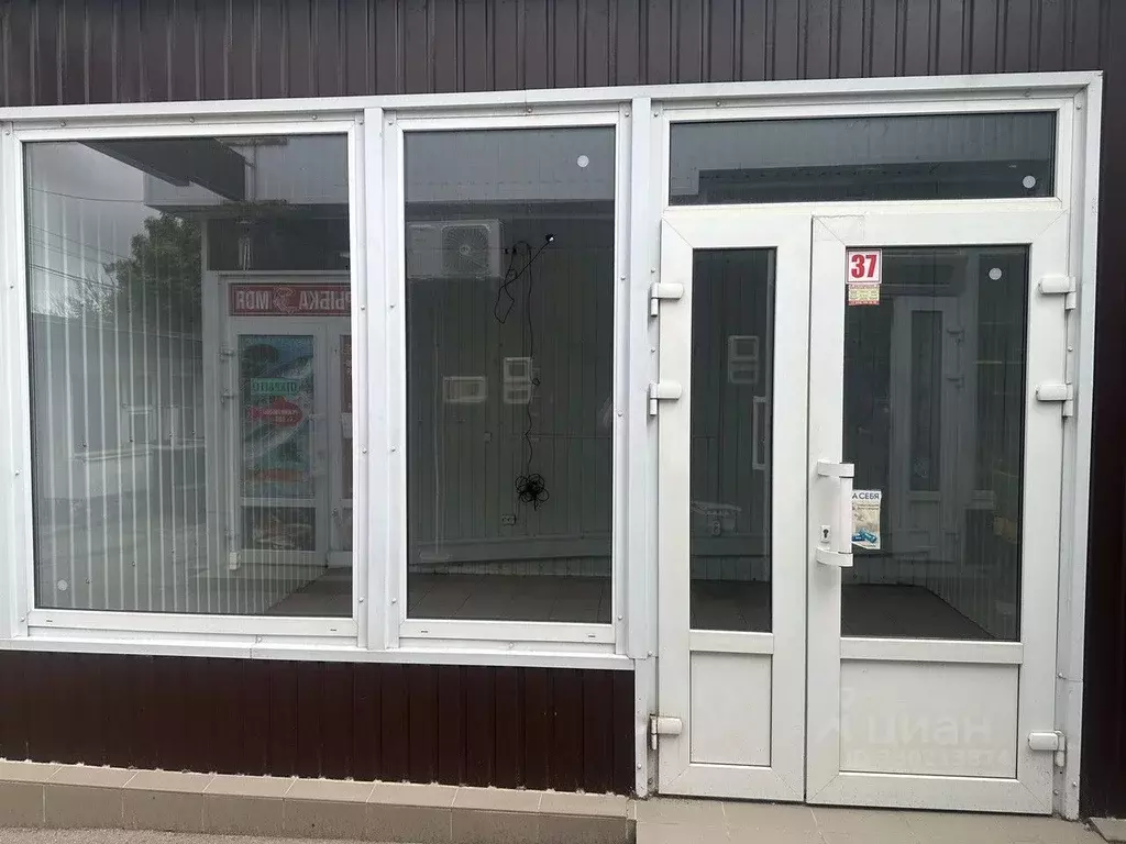 Торговая площадь в Крым, Симферополь ул. Маршала Жукова, 32 (15 м) - Фото 1