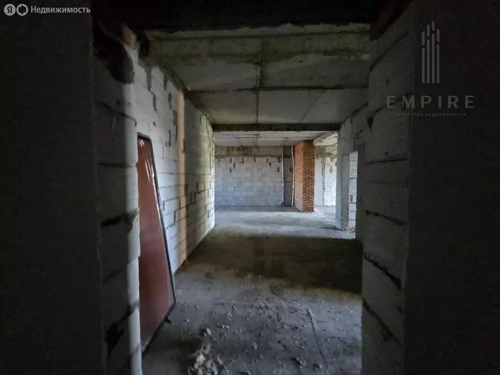 3-комнатная квартира: Грозный, улица Асланбека Шерипова, 68Б (135 м) - Фото 1