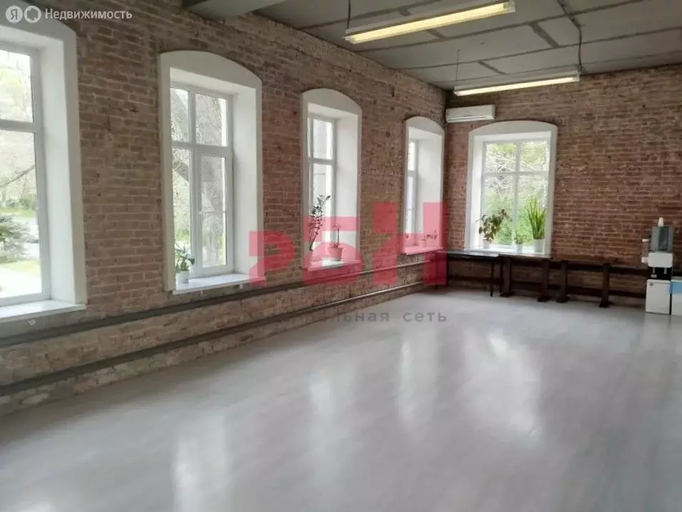 Помещение свободного назначения (300 м) - Фото 2