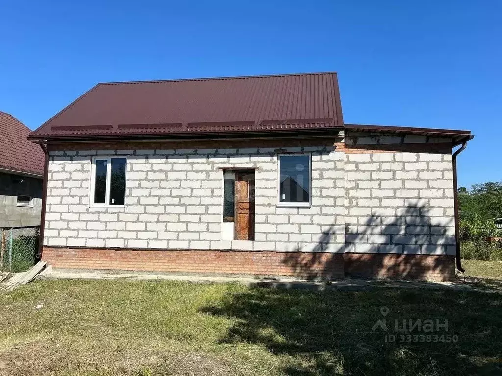 Дом в Ростовская область, Зерноград пос. Тимирязева, ул. Назарова (65 ... - Фото 1