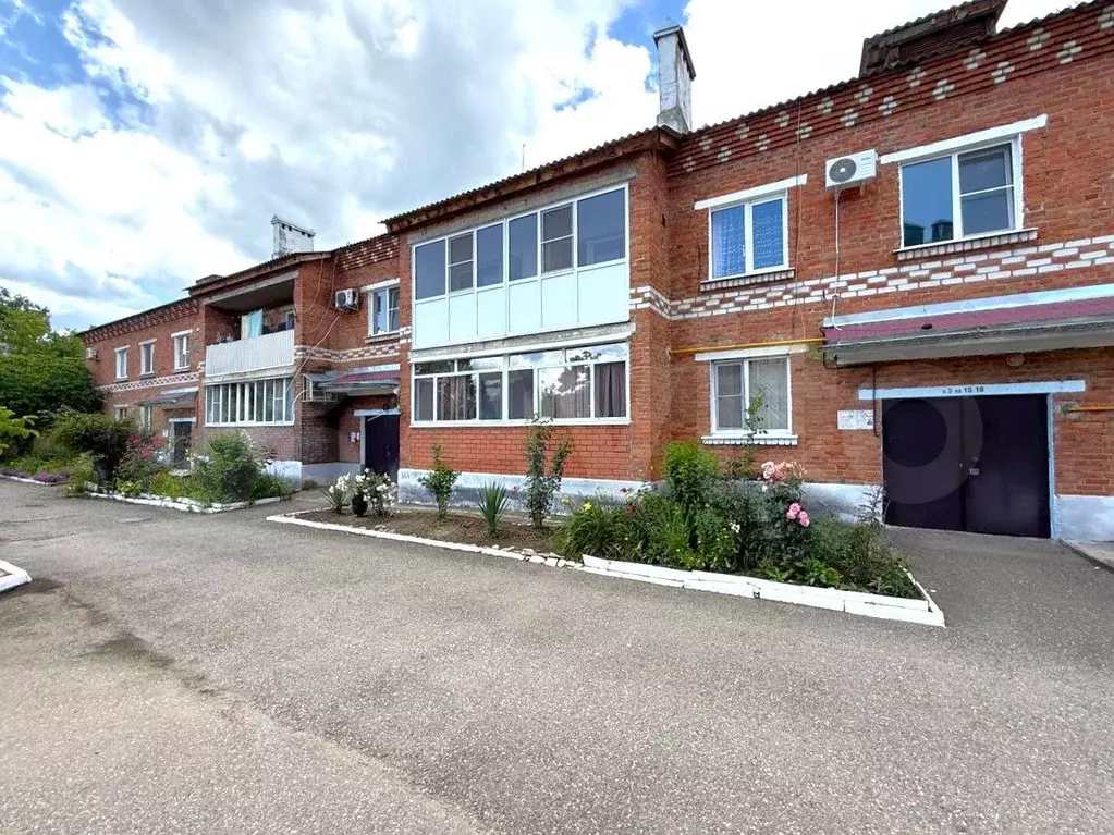 3-к. квартира, 70 м, 1/3 эт. - Фото 0