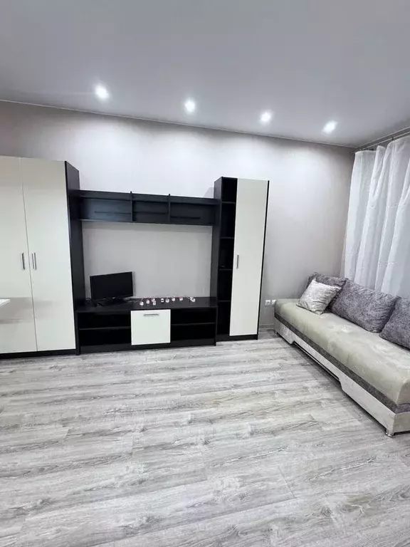 Студия Ленинградская область, Мурино Всеволожский район, просп. ... - Фото 1