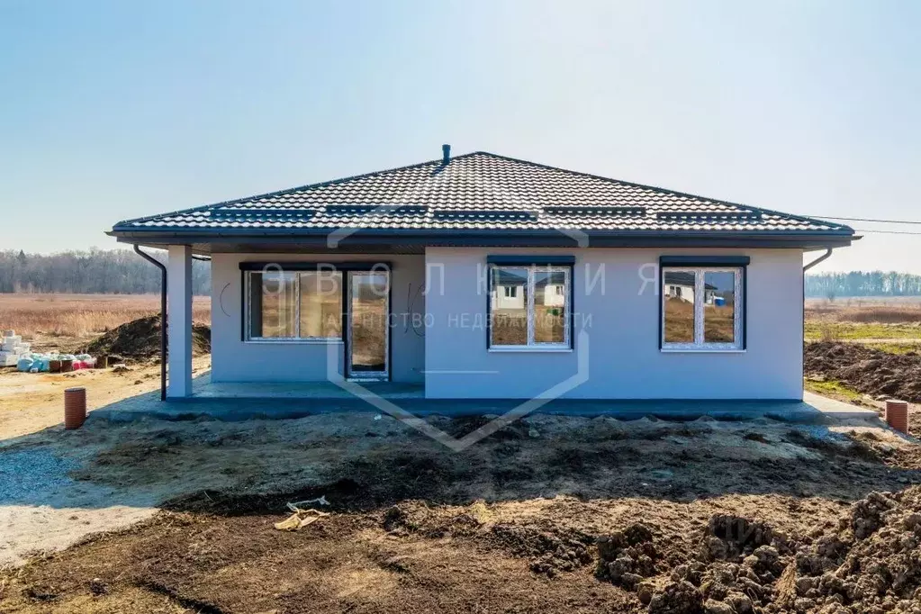 Дом в Калининградская область, Гурьевский муниципальный округ, пос. ... - Фото 1