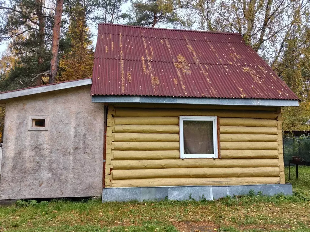 Дом в Ленинградская область, Выборгский район, Рощинское городское ... - Фото 1