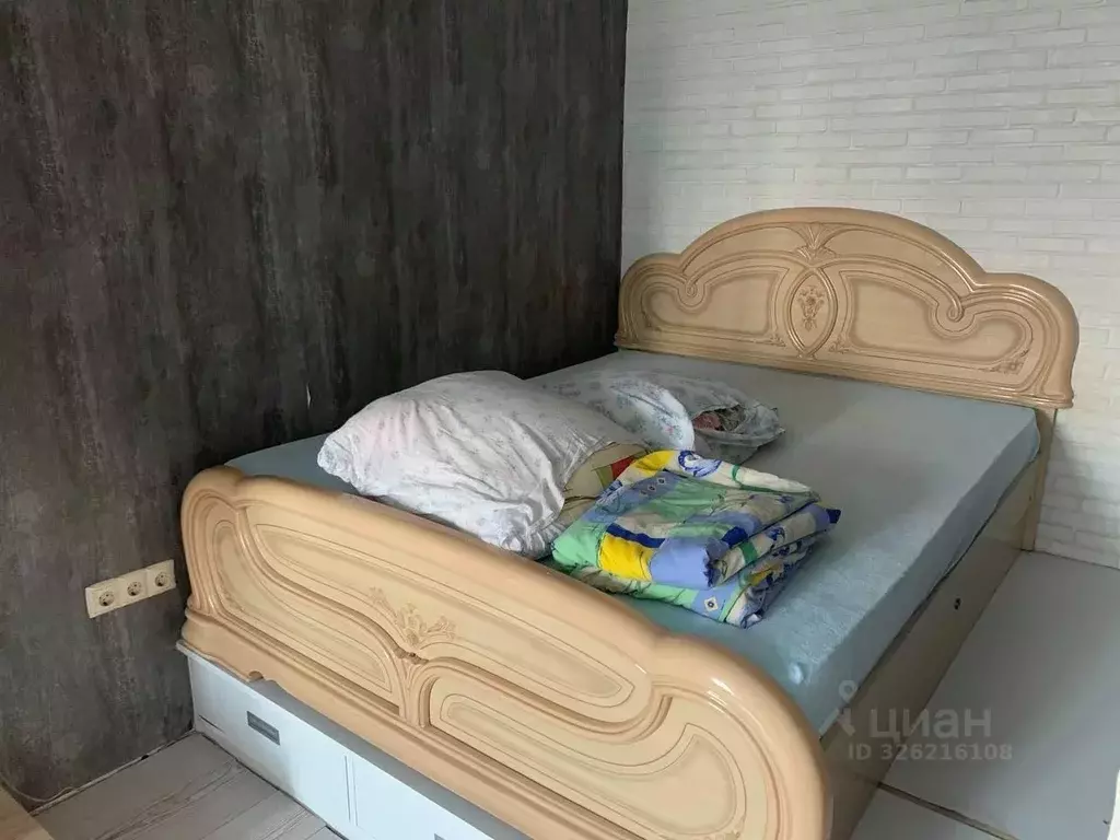 1-к кв. Воронежская область, Лиски Советская ул., 2 (42.0 м) - Фото 1