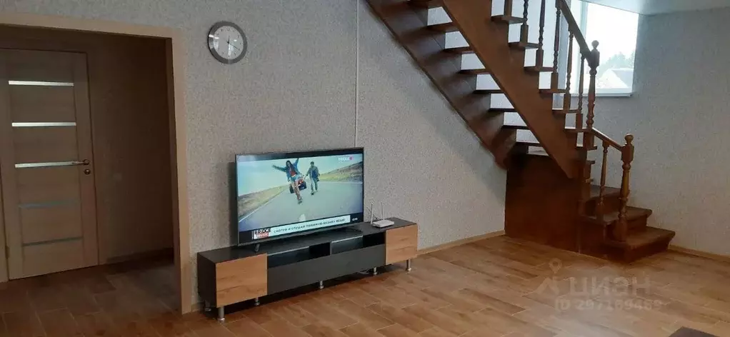 Дом в Смоленская область, Смоленский муниципальный округ, Гнездовское ... - Фото 2