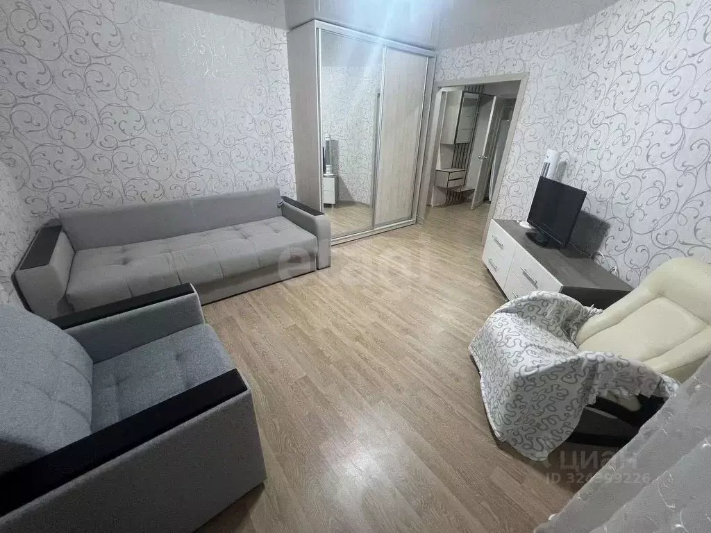 1-к кв. Удмуртия, Ижевск Удмуртская ул., 268 (34.6 м) - Фото 1