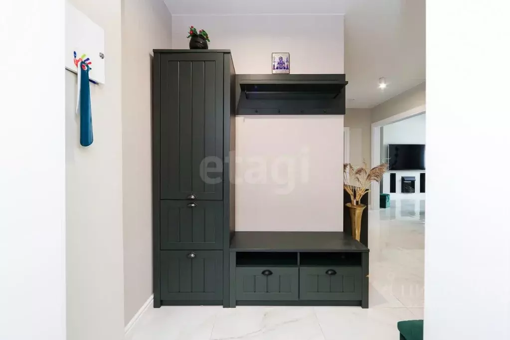 3-к кв. Калининградская область, Калининград ул. Кипарисовая, 3 (86.8 ... - Фото 1