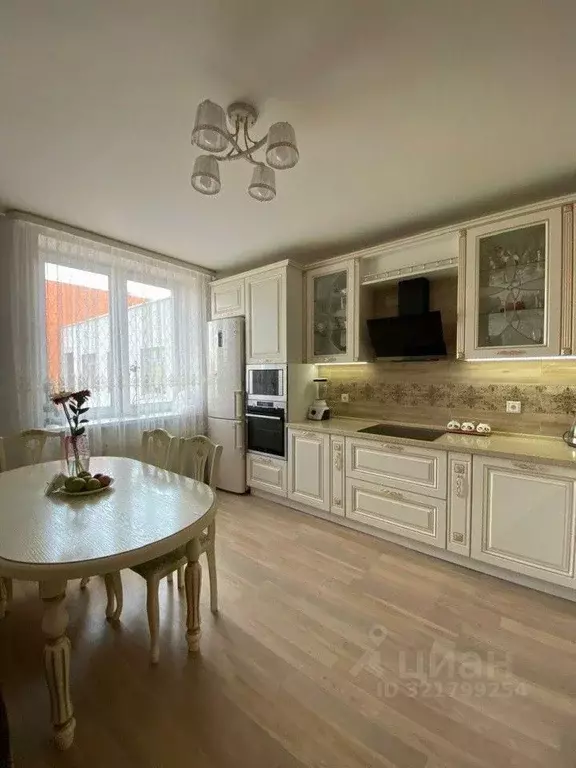 3-к кв. Свердловская область, Екатеринбург ул. Шаумяна, 87/2 (98.2 м) - Фото 1