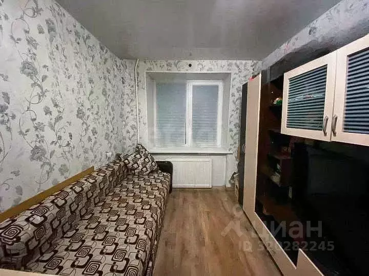 Комната Ленинградская область, Кириши Волховская наб., 24 (12.0 м) - Фото 1