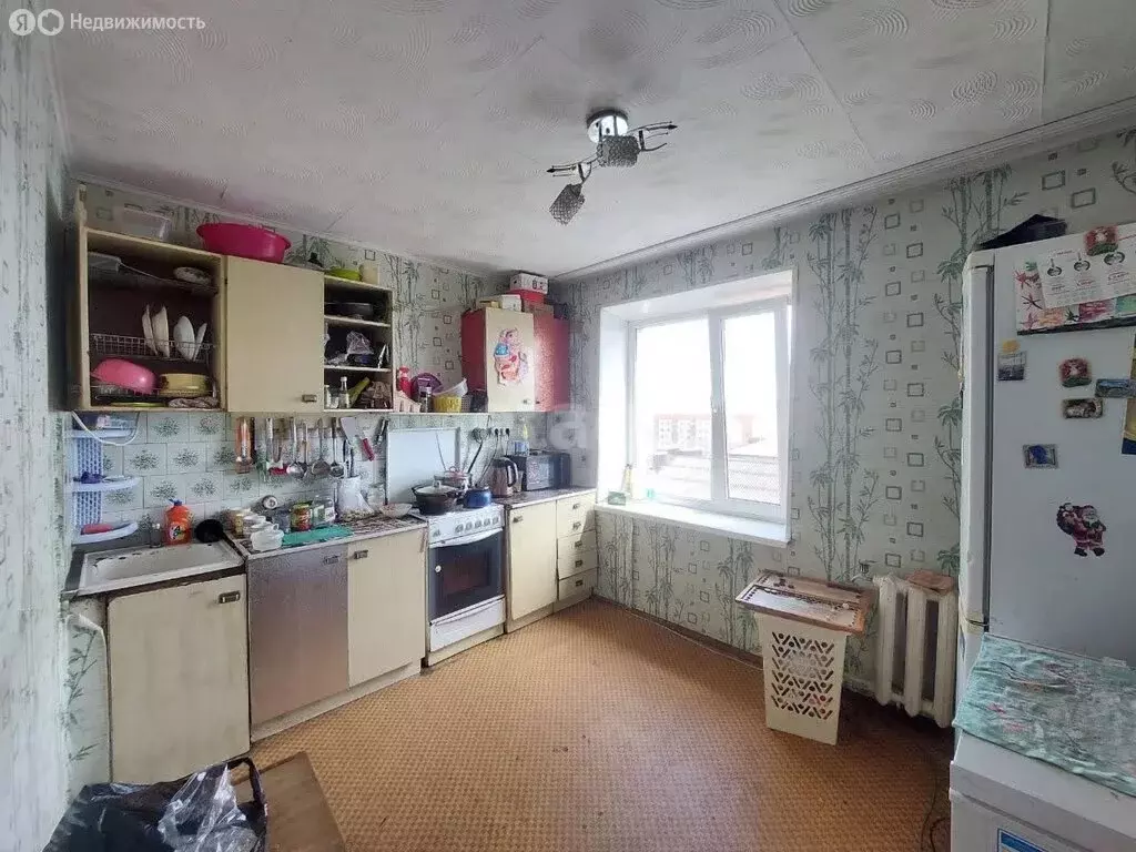 4-комнатная квартира: Елизово, улица Чкалова, 26 (73.9 м) - Фото 1