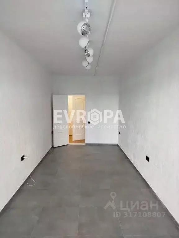 Офис в Ульяновская область, Ульяновск ул. Александра Невского, 4Ак1 ... - Фото 0