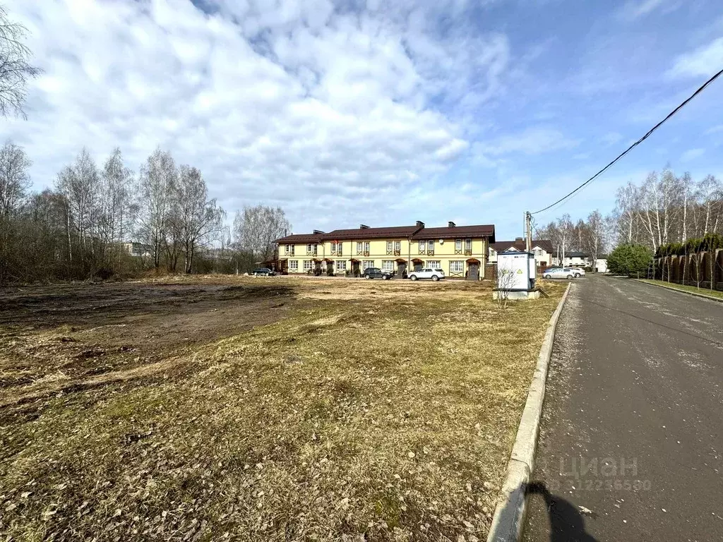 Участок в Смоленская область, Смоленск Досуговское ш., 25А (8.0 сот.) - Фото 0