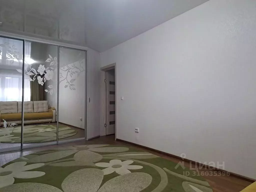 1-к кв. Тюменская область, Тюмень ул. Стартовая, 7 (36.0 м) - Фото 1