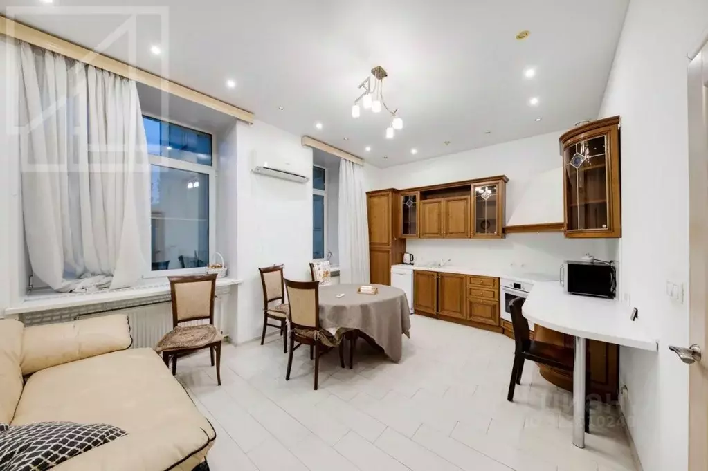 3-к кв. Москва ул. Знаменка, 13С4 (115.0 м) - Фото 0