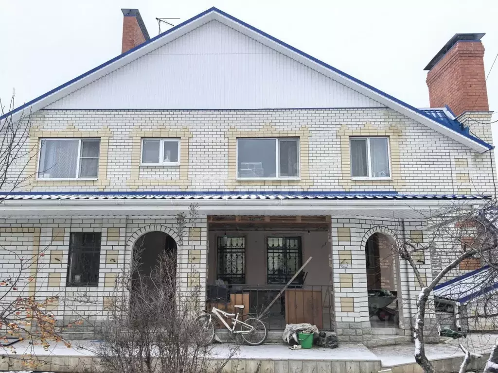 Дом в Саратовская область, Энгельс Экспериментальная ул., 10 (640 м) - Фото 2