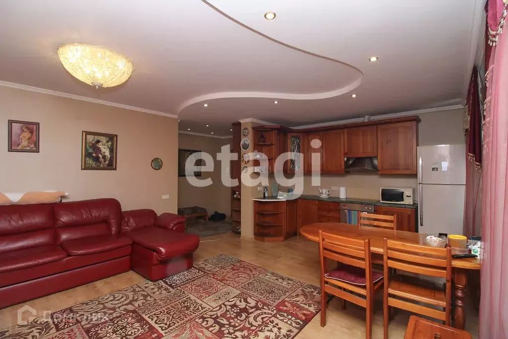 Продаётся 2-к квартира, 64 м - Фото 1