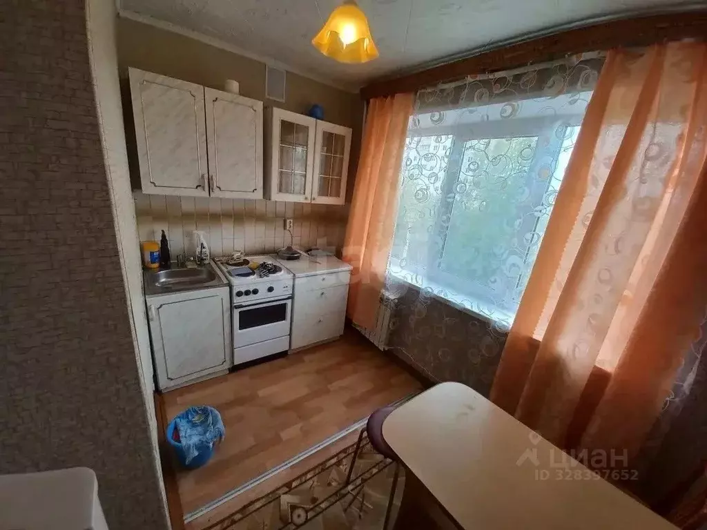 2-к кв. Тюменская область, Тобольск 4-й мкр, 8 (47.0 м) - Фото 1