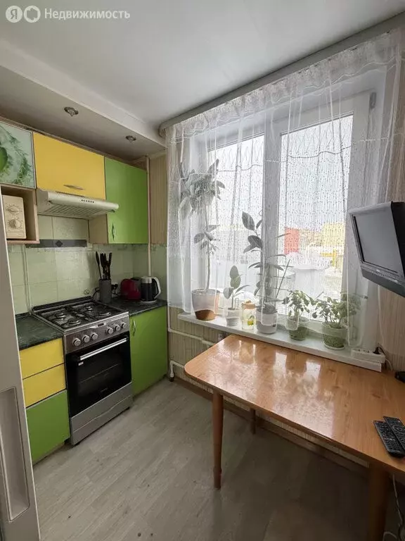 3-комнатная квартира: Березники, улица 30 лет Победы, 34 (58.9 м) - Фото 1