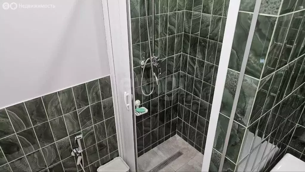 3-комнатная квартира: Калининград, Арсенальная улица, 31к1 (83 м) - Фото 1