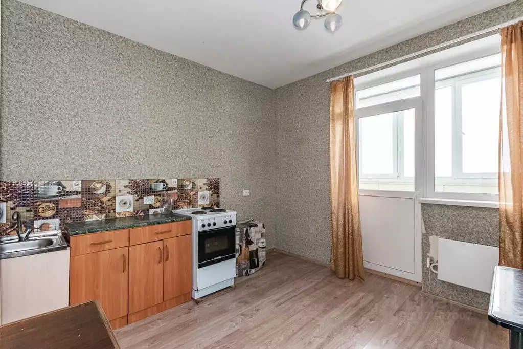 1-к кв. Свердловская область, Екатеринбург ул. Лукиных, 20 (39.7 м) - Фото 1