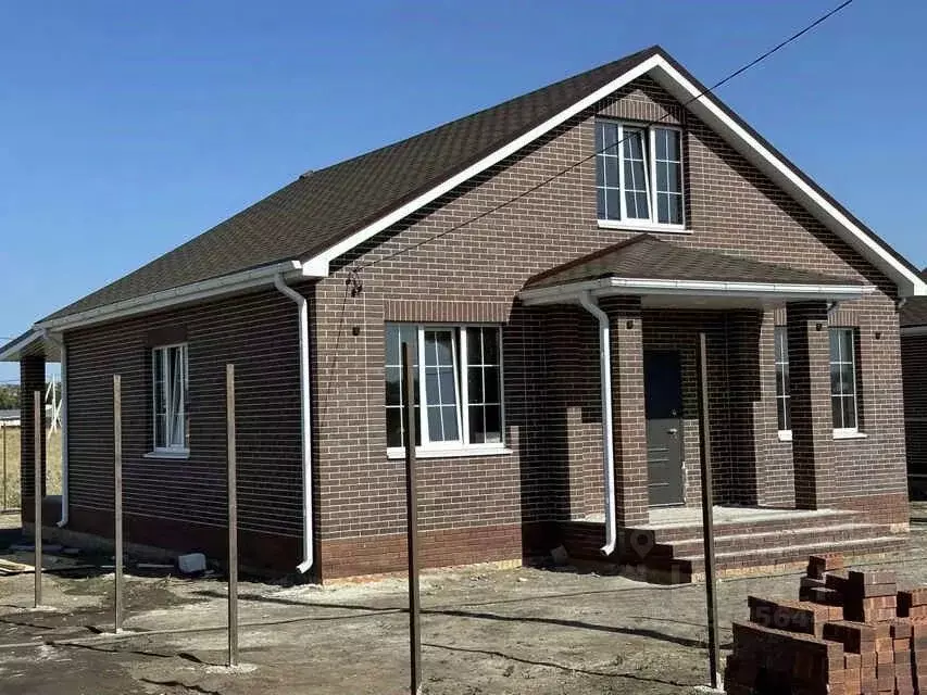 Дом в Ростовская область, Неклиновский район, с. Новобессергеневка ул. ... - Фото 1