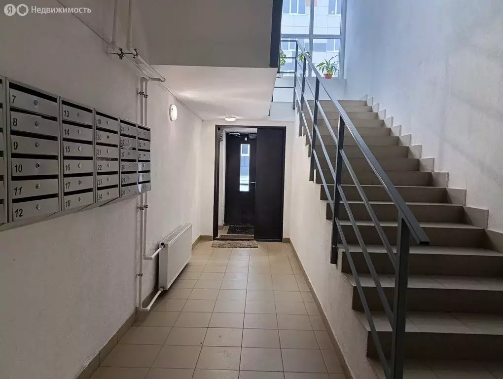 1-комнатная квартира: Коммунар, Железнодорожная улица, 39 (25 м) - Фото 1