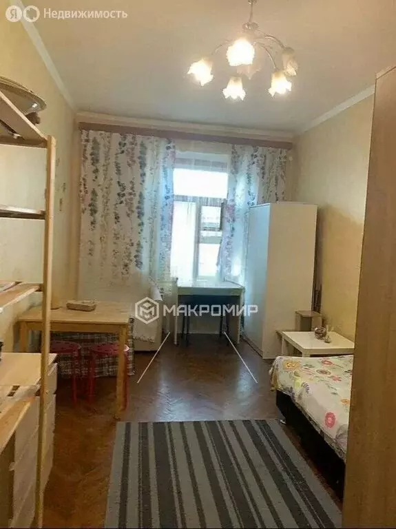 1к в 9-комнатной квартире (17.9 м) - Фото 2